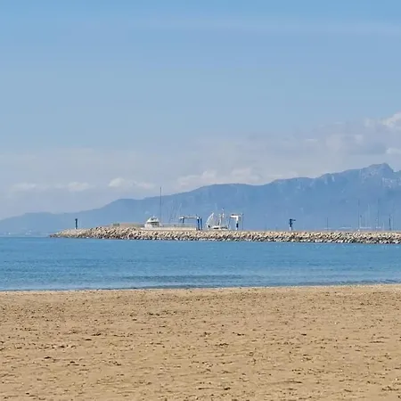 Agaró Apartahotel Cambrils